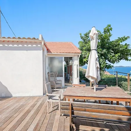 Πανσιόν L'echappee Bleue Sea View Terrace Le Pradet