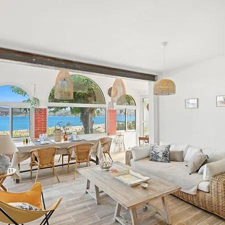ゲストハウス L'echappee Bleue Sea View Terrace