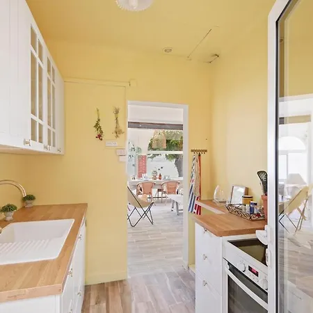 Πανσιόν L'echappee Bleue Sea View Terrace Le Pradet